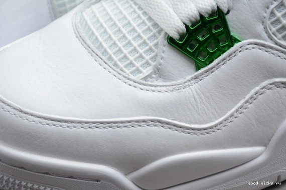 Retro CT8527-113  Green Jordan Air CT8527-113 4 Metallic 0509